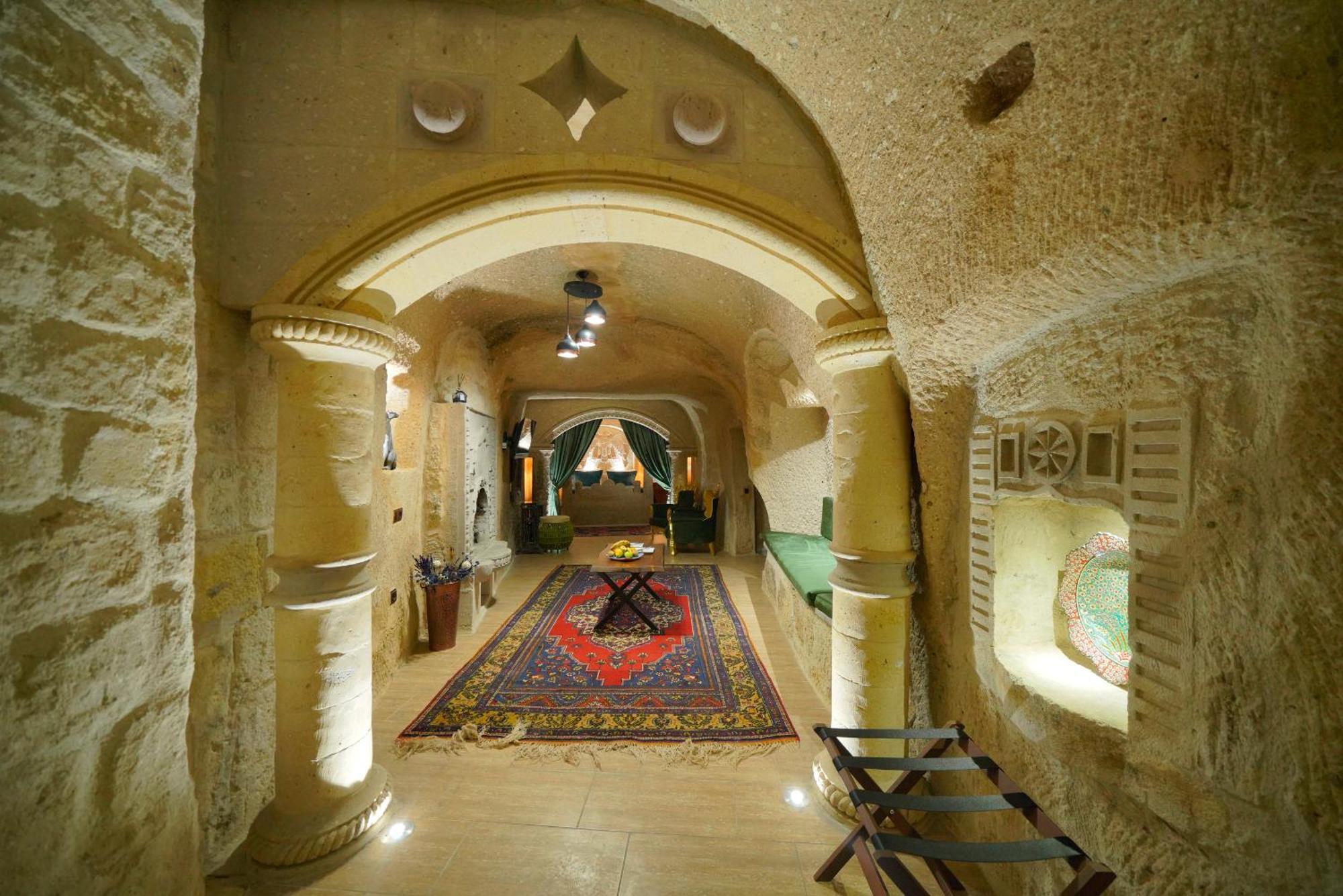 Cave 2*