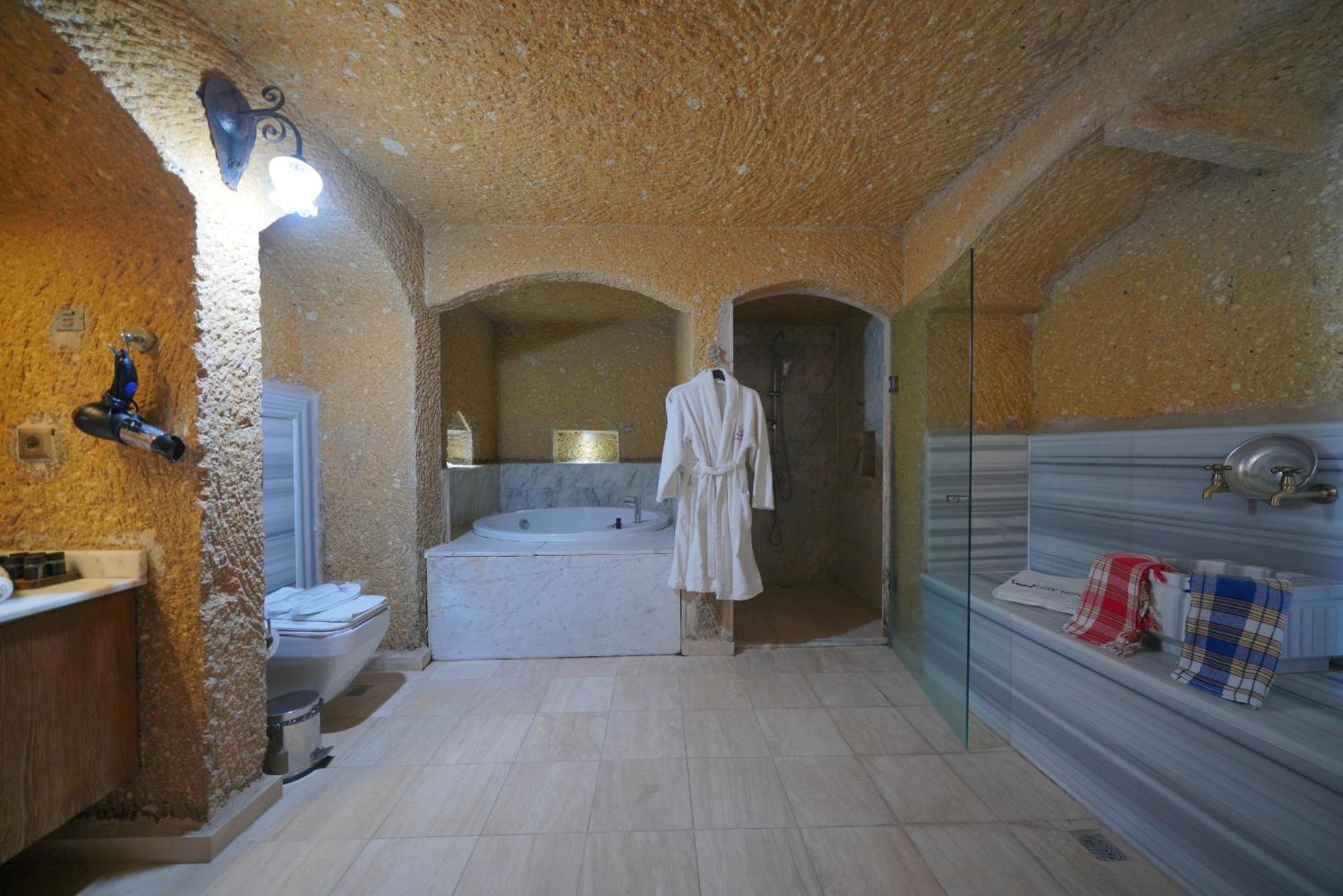 Cave 2* Göreme